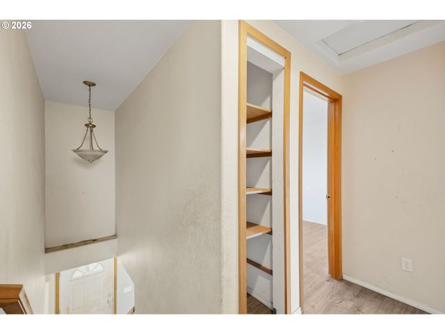 314 S 13TH St, St Helens, OR 97051