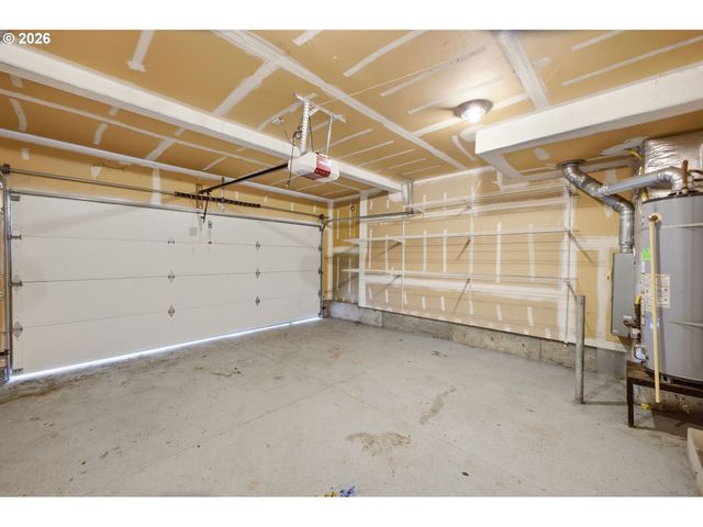 314 S 13TH St, St Helens, OR 97051