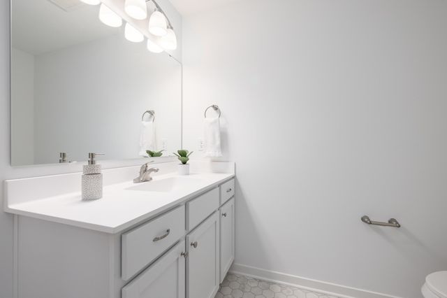 2028 James Avenue N, Minneapolis, MN 55411