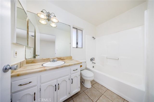 10686 Jamul, Apple Valley, CA 92308