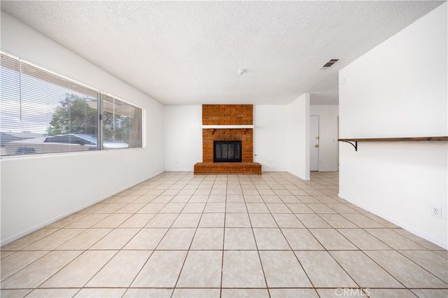 10686 Jamul, Apple Valley, CA 92308