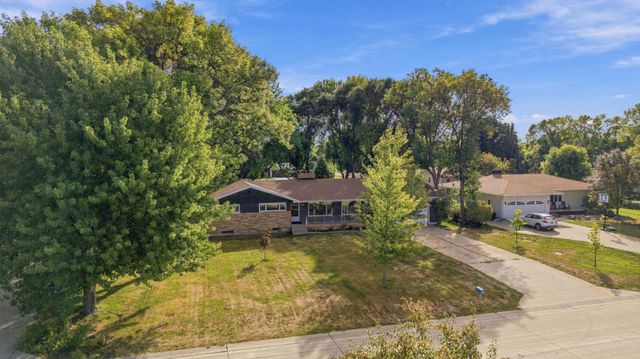 4826 UNIVERSITY Drive S, Fargo, ND 58104