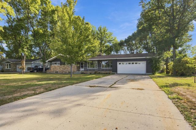 4826 UNIVERSITY Drive S, Fargo, ND 58104