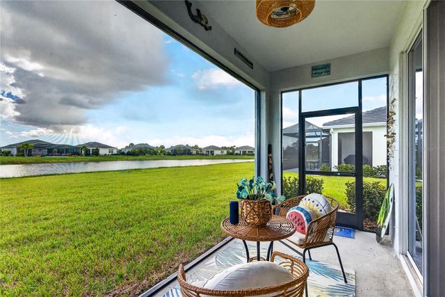 18349 CROPSIDE TRAIL, Lakewood Ranch, FL 34211