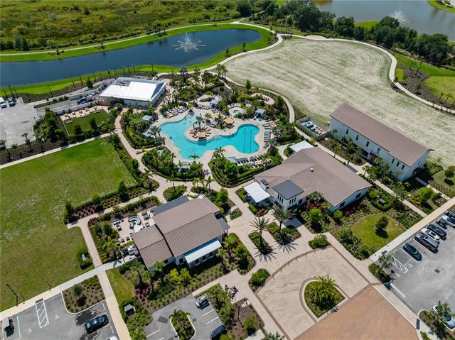 18349 CROPSIDE TRAIL, Lakewood Ranch, FL 34211