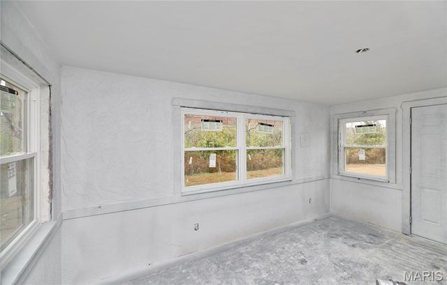 8641 Mayflower Court, St Louis, MO 63132