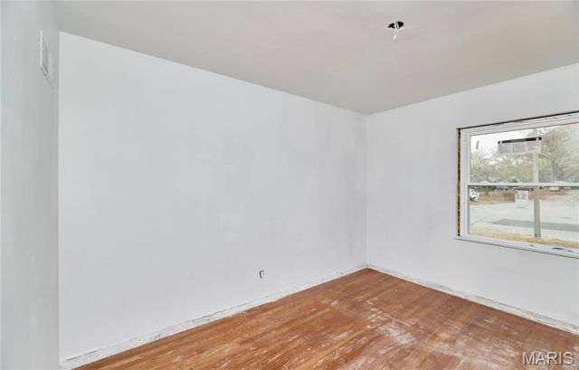 8641 Mayflower Court, St Louis, MO 63132