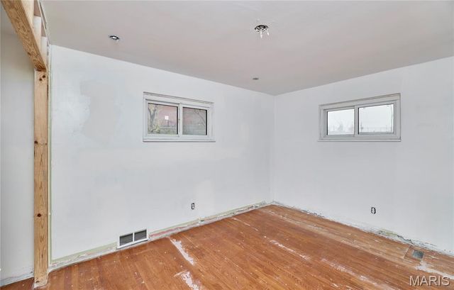 8641 Mayflower Court, St Louis, MO 63132