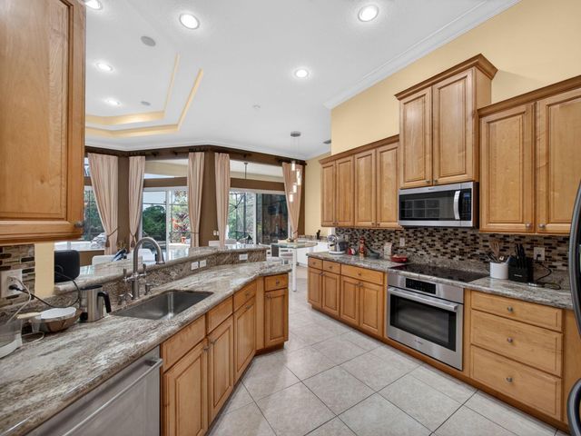 9624 Crooked Stick Lane, Port St Lucie, FL 34986