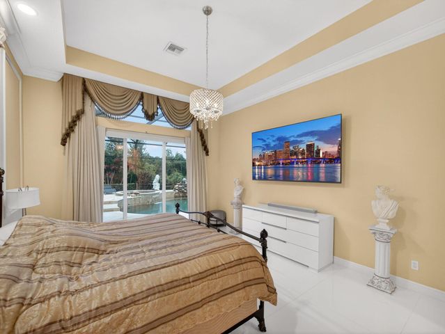 9624 Crooked Stick Lane, Port St Lucie, FL 34986