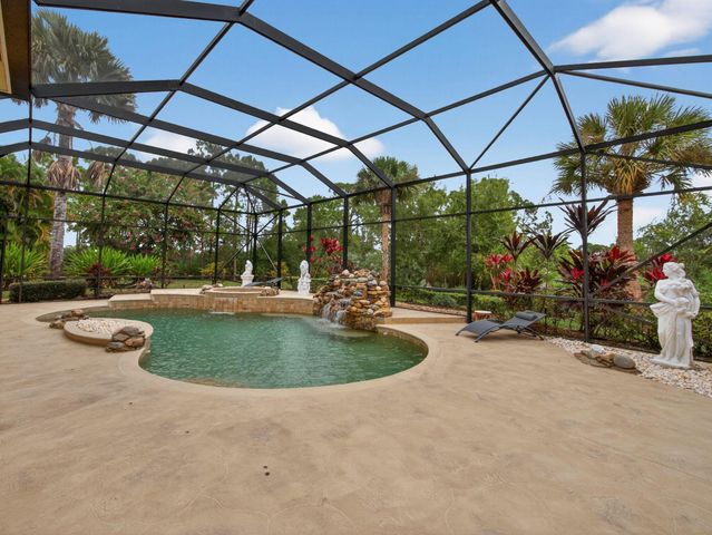 9624 Crooked Stick Lane, Port St Lucie, FL 34986