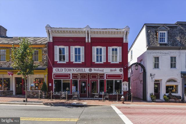 36155 CHAMBLIN MILL LN, Purcellville, VA 20132