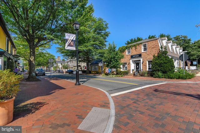 36155 CHAMBLIN MILL LN, Purcellville, VA 20132