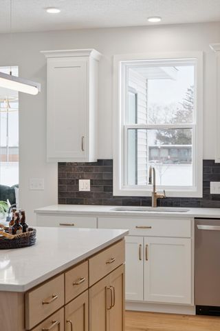 3488 Knightsbridge Trail N, Lake Elmo, MN 55042