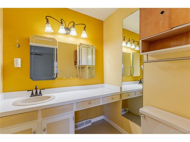 11132 E Harvard Dr, Aurora, CO 80014