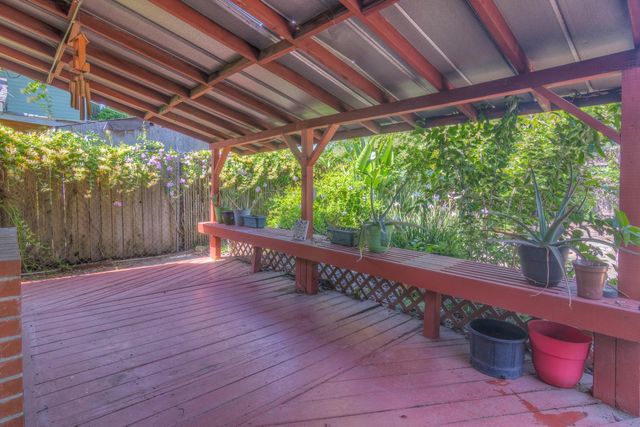 8057 Butternut Dr, Citrus Heights, CA 95621