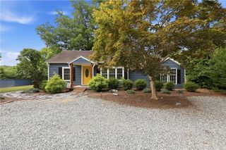 4157 Old Hillsborough Road, Mebane, NC 27302