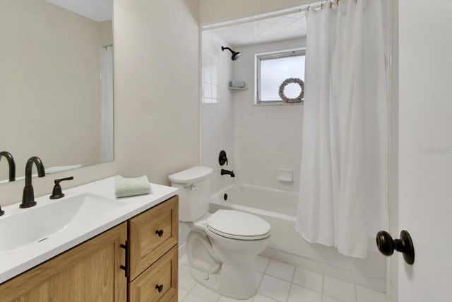 1007 CRESCENT PARKWAY, Deland, FL 32724