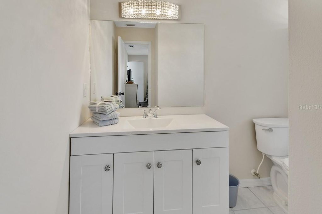 Image 21 of property listing at 1007 CRESCENT PARKWAY, Deland, FL 32724