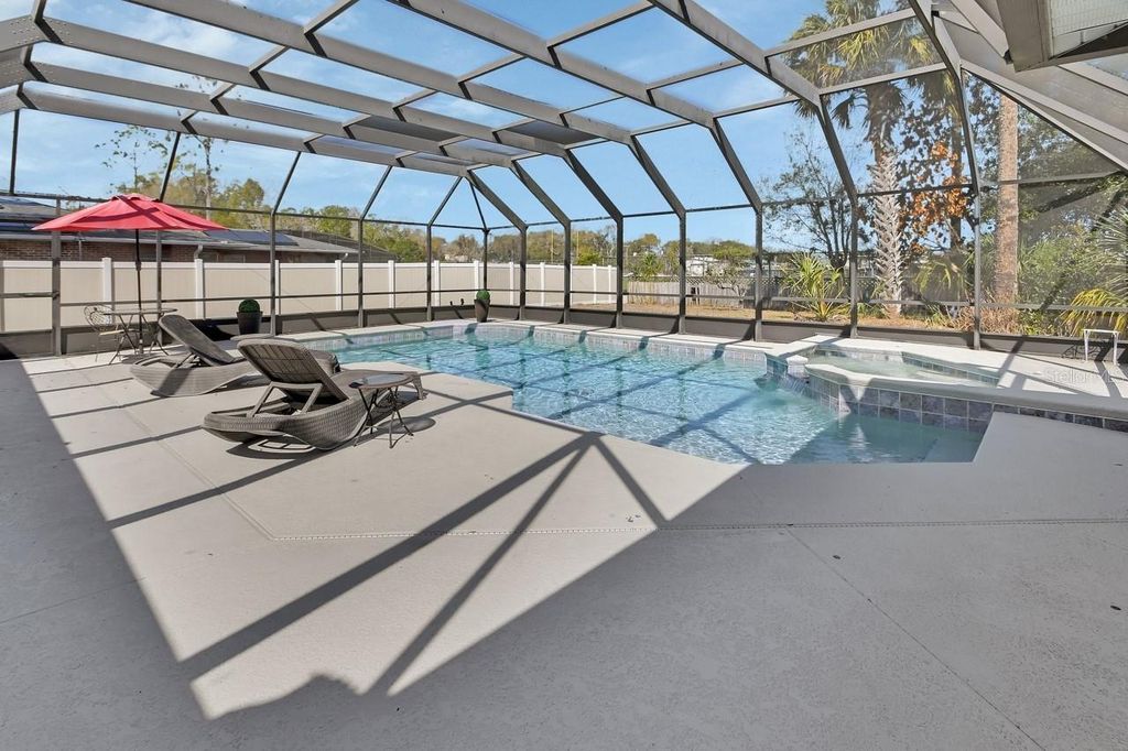 Image 30 of property listing at 1007 CRESCENT PARKWAY, Deland, FL 32724