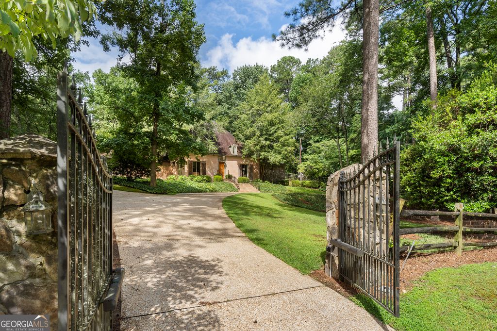 6320 Riverside Drive, Sandy Springs, GA 30328