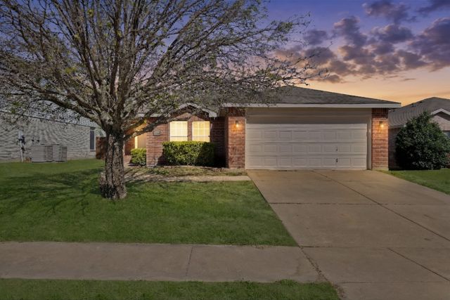 5358 Driftway Drive, Fort Worth, TX 76135