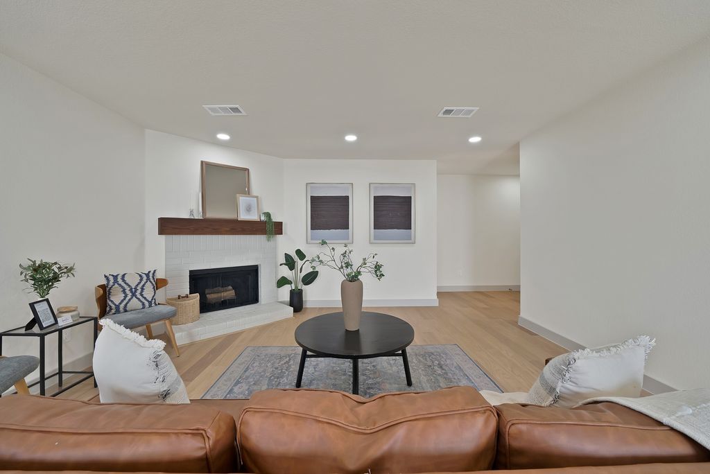 5358 Driftway Drive, Fort Worth, TX 76135