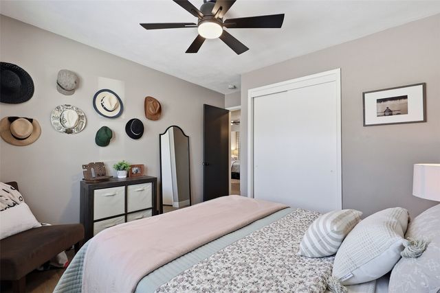 451 23rd Street NW, Cedar Rapids, IA 52405