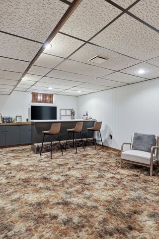 451 23rd Street NW, Cedar Rapids, IA 52405