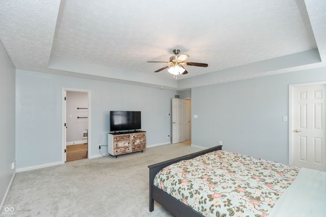 502 Acorn Drive, Whiteland, IN 46184