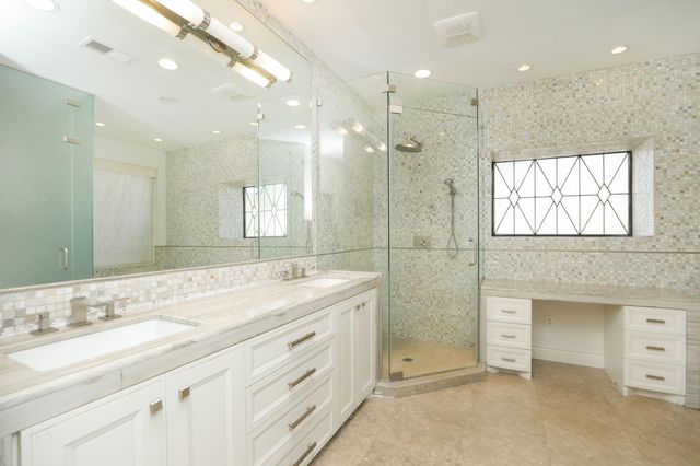 618 Sandy Port Street, Houston, TX 77079