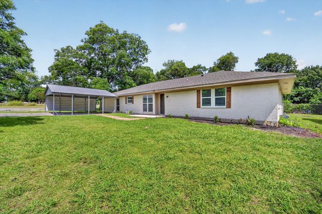372 Tooley Street, Van Alstyne, TX 75495