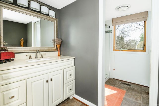 2321 E Rechter Road, Bloomington, IN 47401