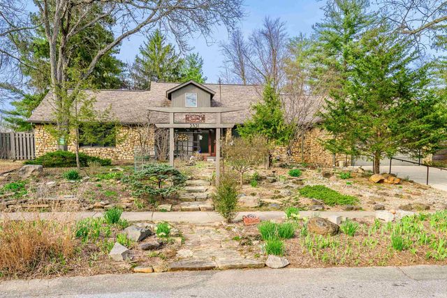 2321 E Rechter Road, Bloomington, IN 47401