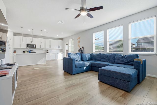 11652 Folsom Pass, San Antonio, TX 78245