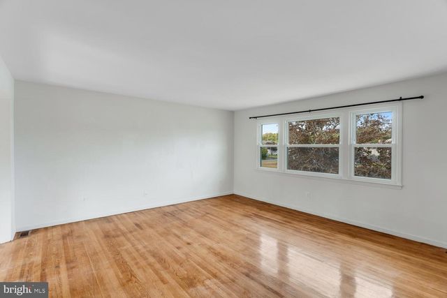 109 DRIFTWOOD LN, Lanoka Harbor, NJ 08734