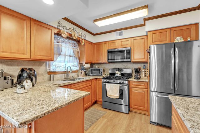 26 Poppy Court, Brick, NJ 08723