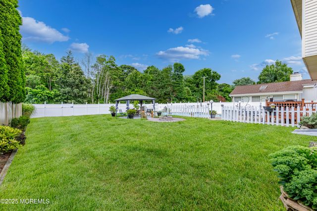26 Poppy Court, Brick, NJ 08723
