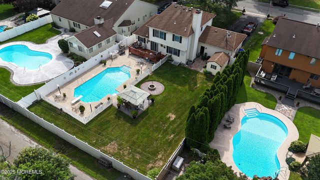 26 Poppy Court, Brick, NJ 08723