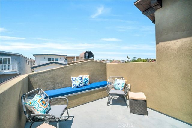 1725 Ford Avenue, Redondo Beach, CA 90278