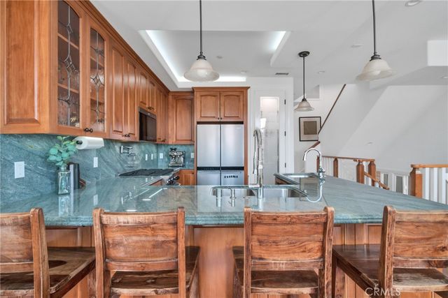 1725 Ford Avenue, Redondo Beach, CA 90278