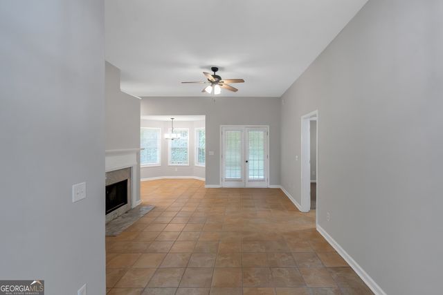 182 Hawk Lane, Carrollton, GA 30116