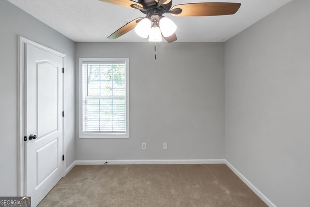 182 Hawk Lane, Carrollton, GA 30116