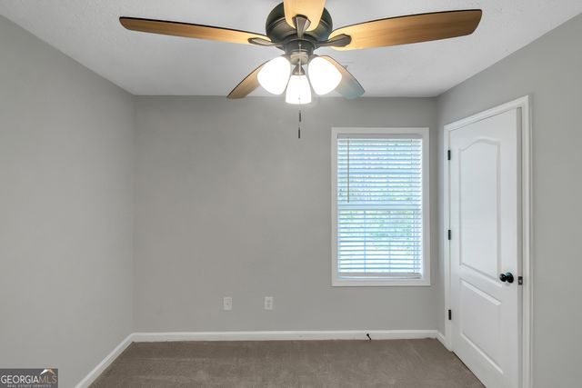 182 Hawk Lane, Carrollton, GA 30116