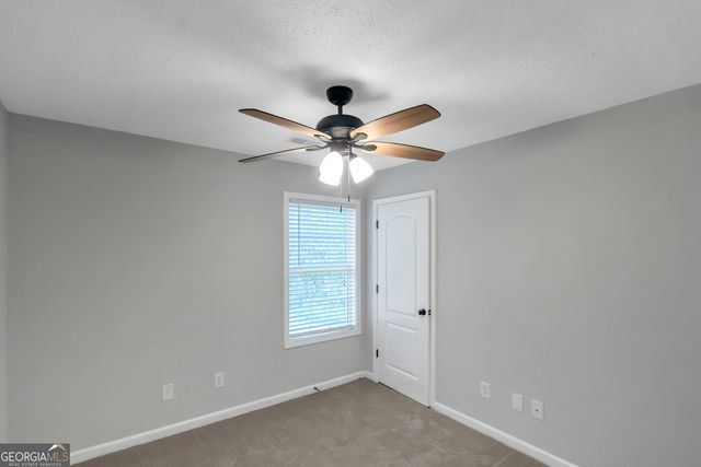 182 Hawk Lane, Carrollton, GA 30116