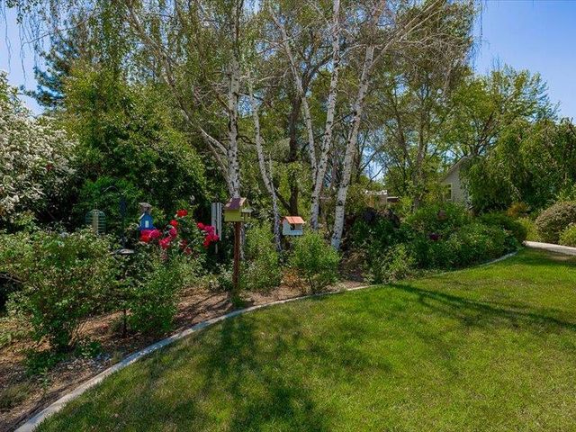 4150 Foxwood Ln, Shingle Springs, CA 95682