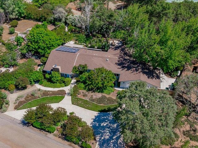 4150 Foxwood Ln, Shingle Springs, CA 95682