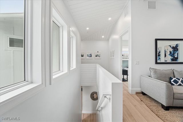 5130 Alpha CT, Naples, FL 34105