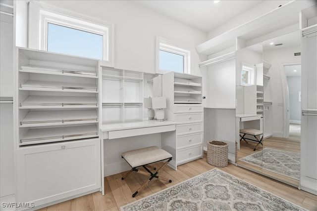 5130 Alpha CT, Naples, FL 34105