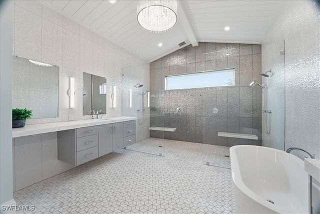 5130 Alpha CT, Naples, FL 34105